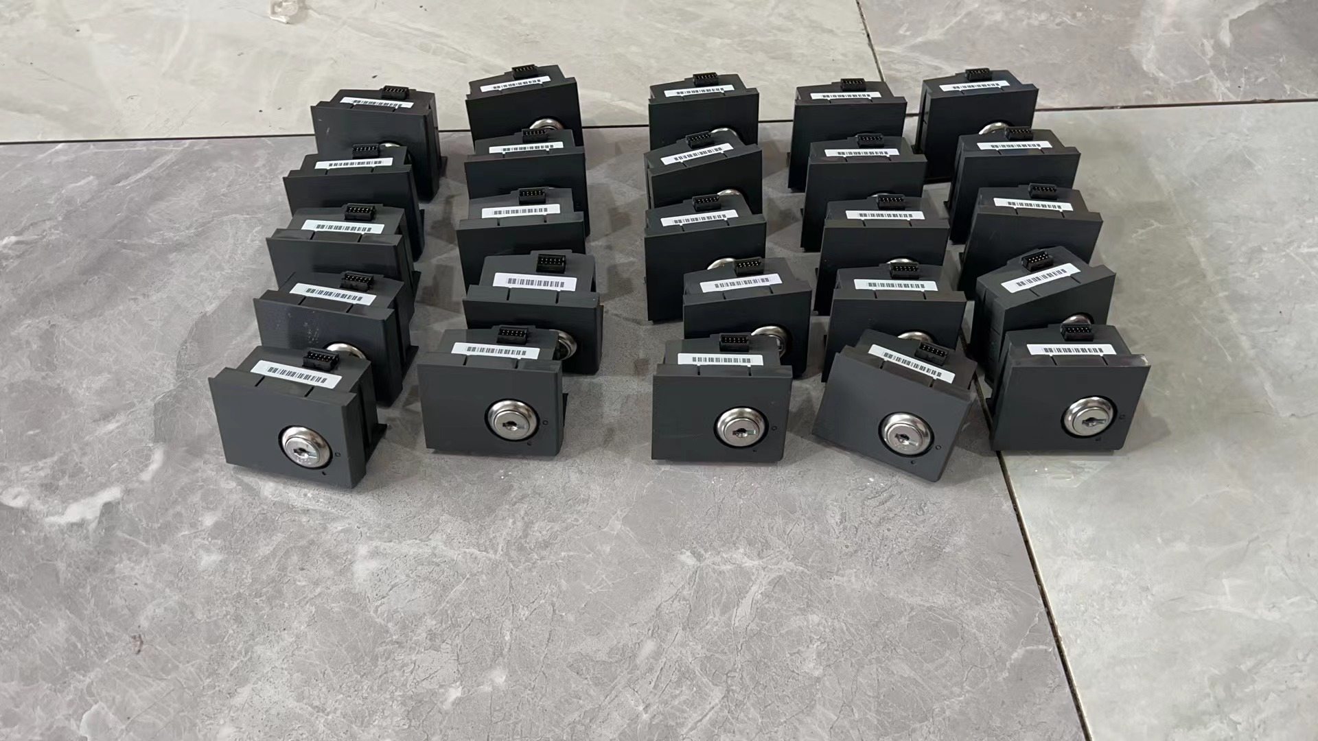 IBM TOSHIBA POS keyboard lock - features and details