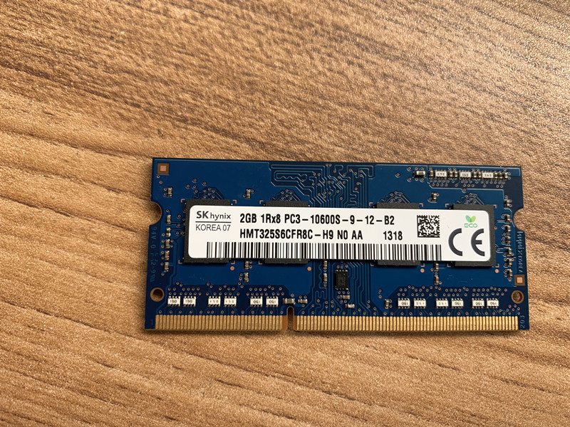 TOSHIBA IBM 4900-E45 4900-745 DDR3 Memory