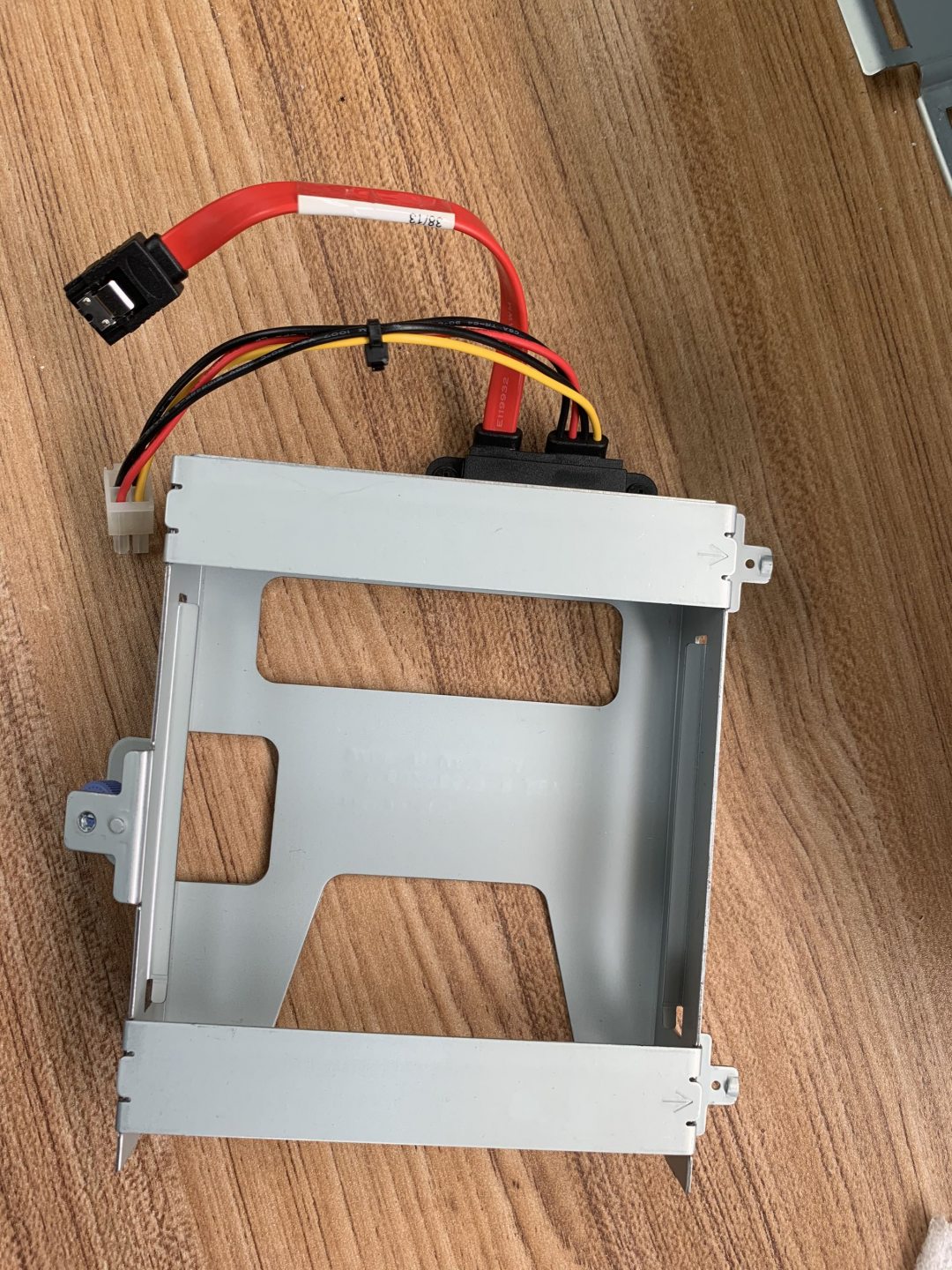 TOSHIBA IBM 4900-E45 4900-745 POS Computer Hard disk holder thumbnail 3